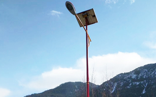 如何选择高质量的雄关区太阳能路灯材料：全方位指南