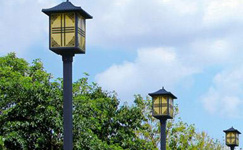 雄关区庭院灯安装间距与布灯设计全解析