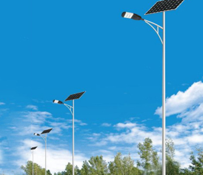 雄关区太阳能路灯维护时，这些细节别忽略！